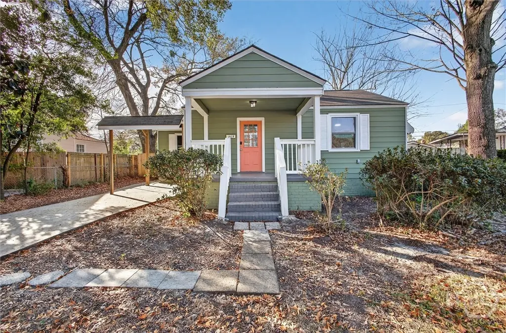 1919 Greenwood Street Savannah GA 31404