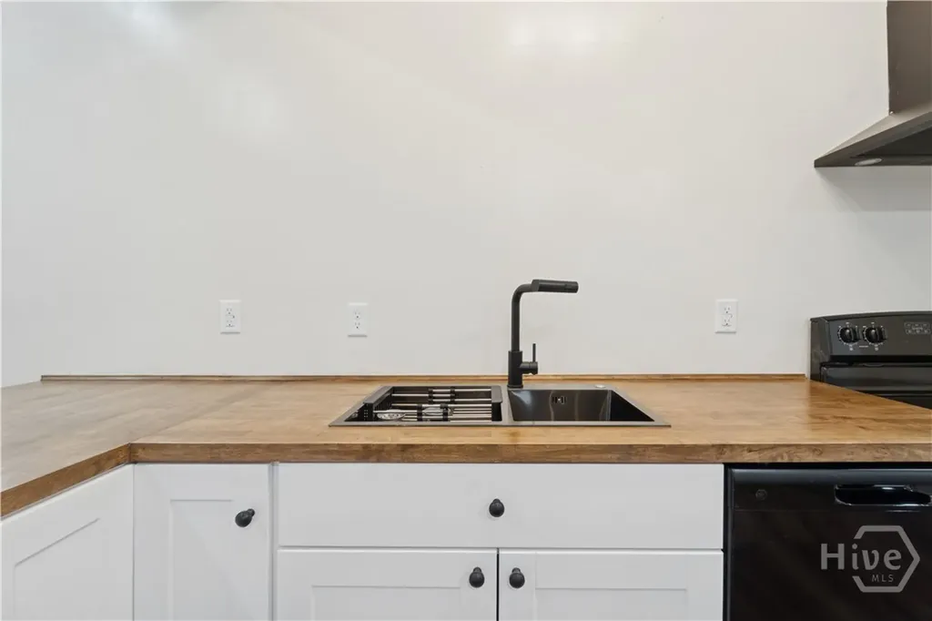 604 W 40th Street Savannah GA 31415