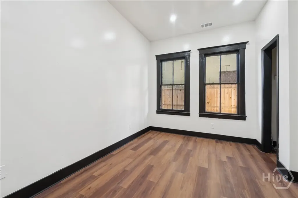 604 W 40th Street Savannah GA 31415