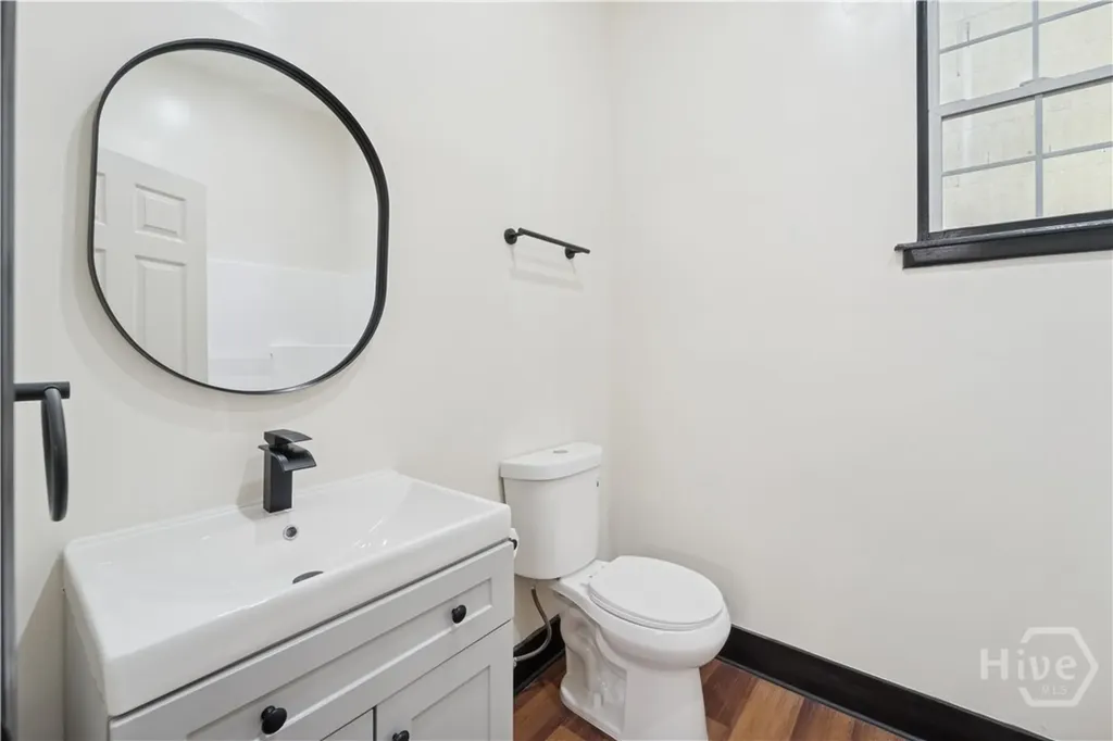 604 W 40th Street Savannah GA 31415