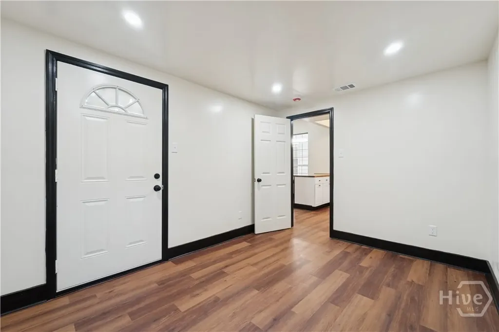 604 W 40th Street Savannah GA 31415