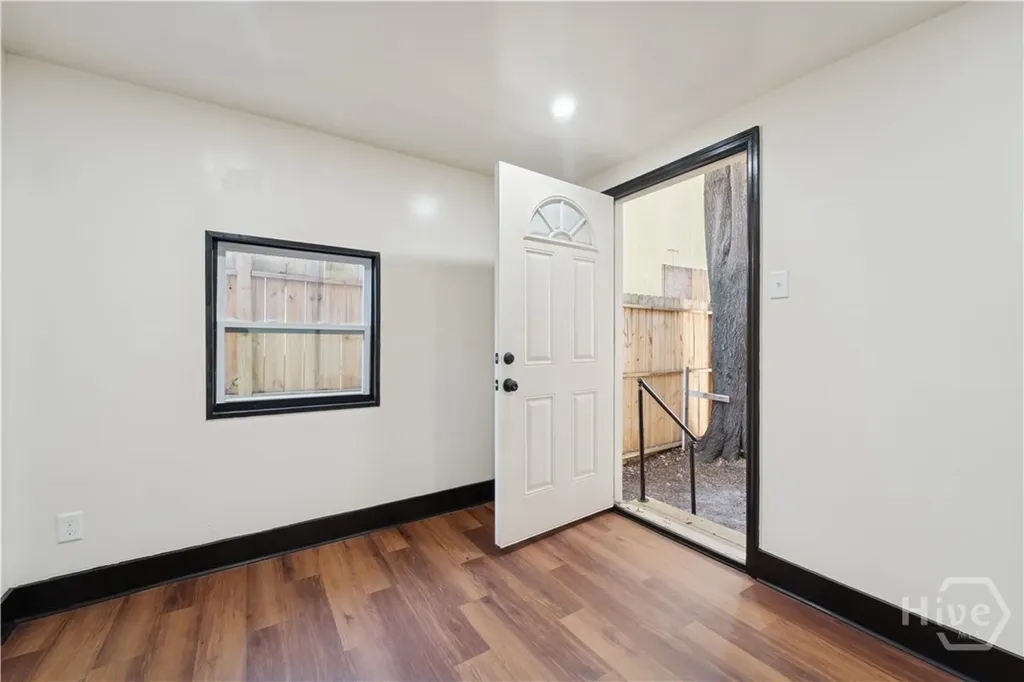 604 W 40th Street Savannah GA 31415