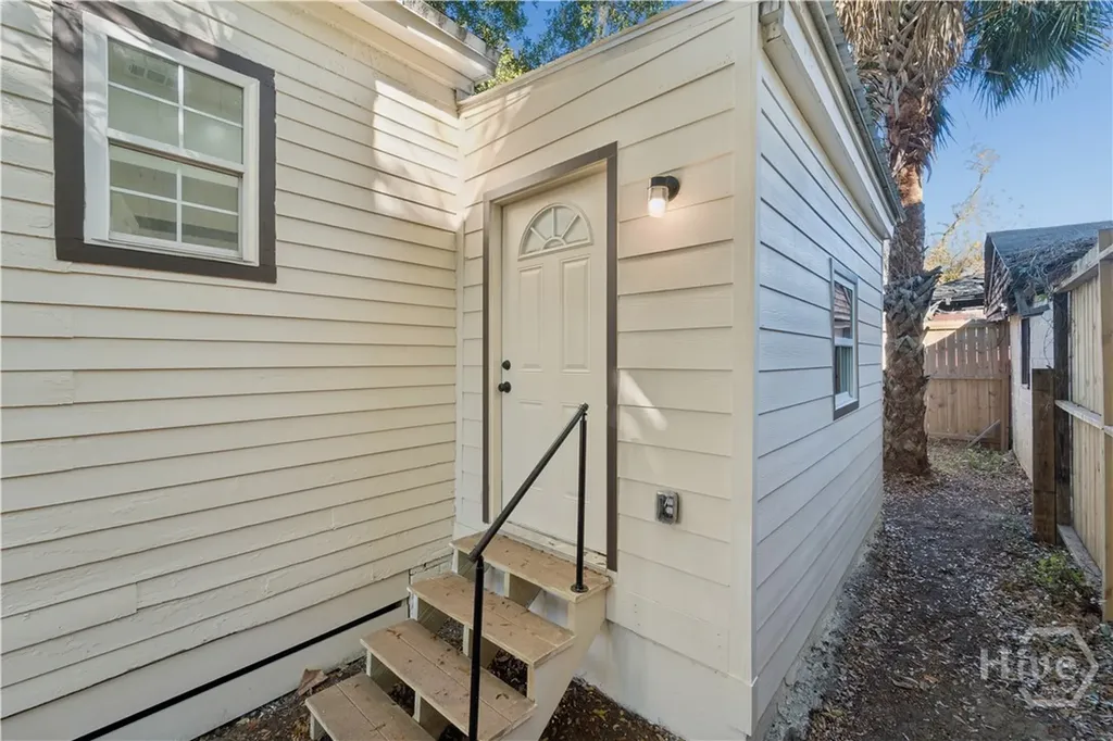 604 W 40th Street Savannah GA 31415