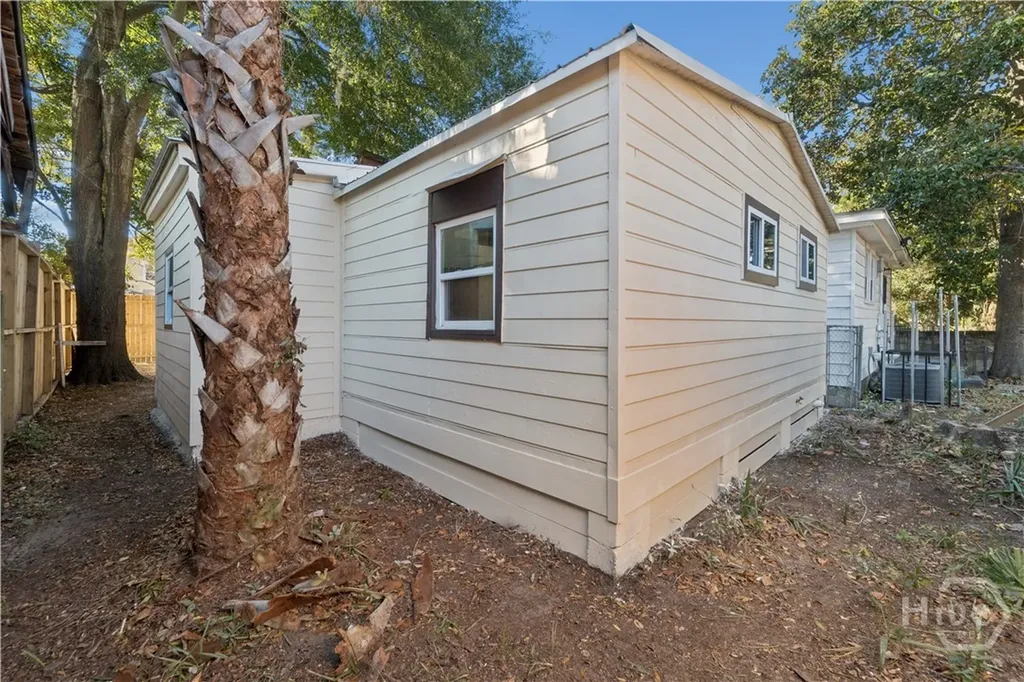 604 W 40th Street Savannah GA 31415