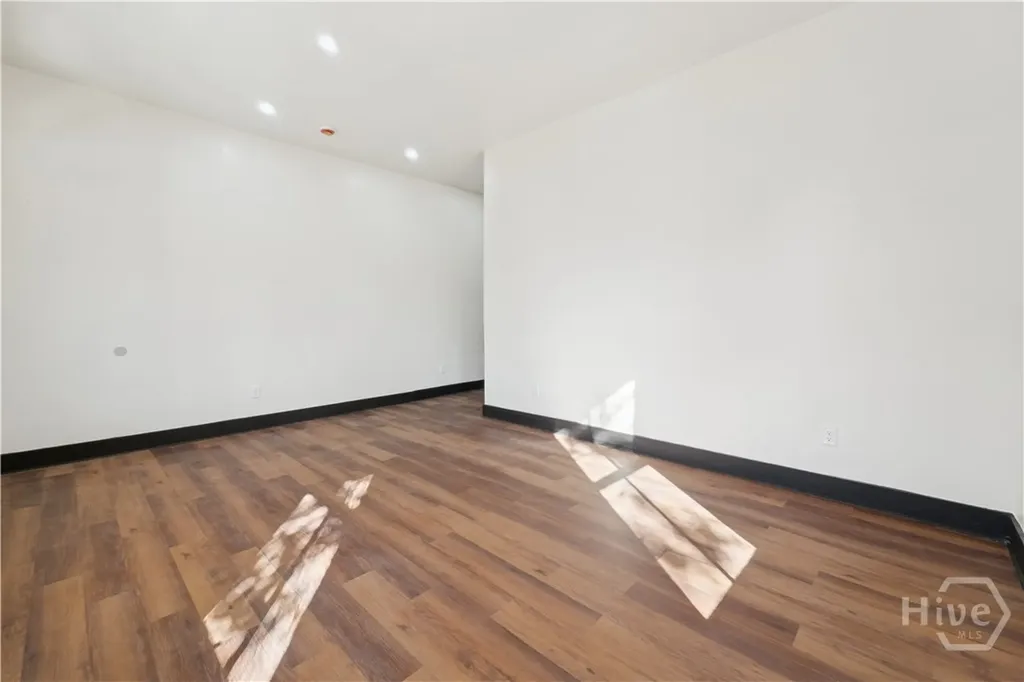 604 W 40th Street Savannah GA 31415