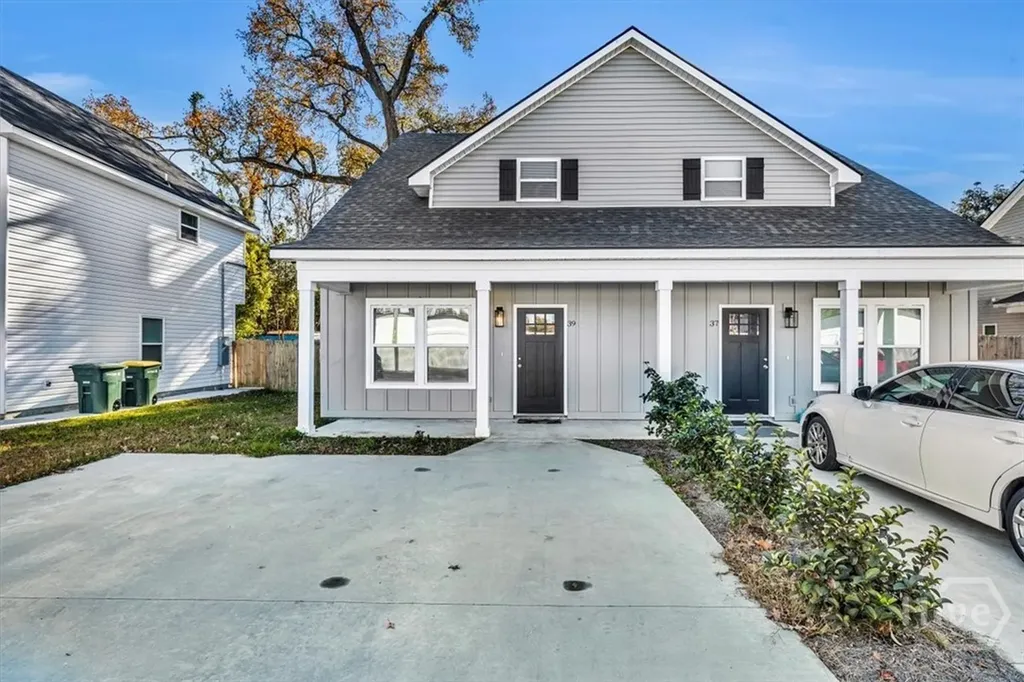39 Travis Street Savannah GA 31406