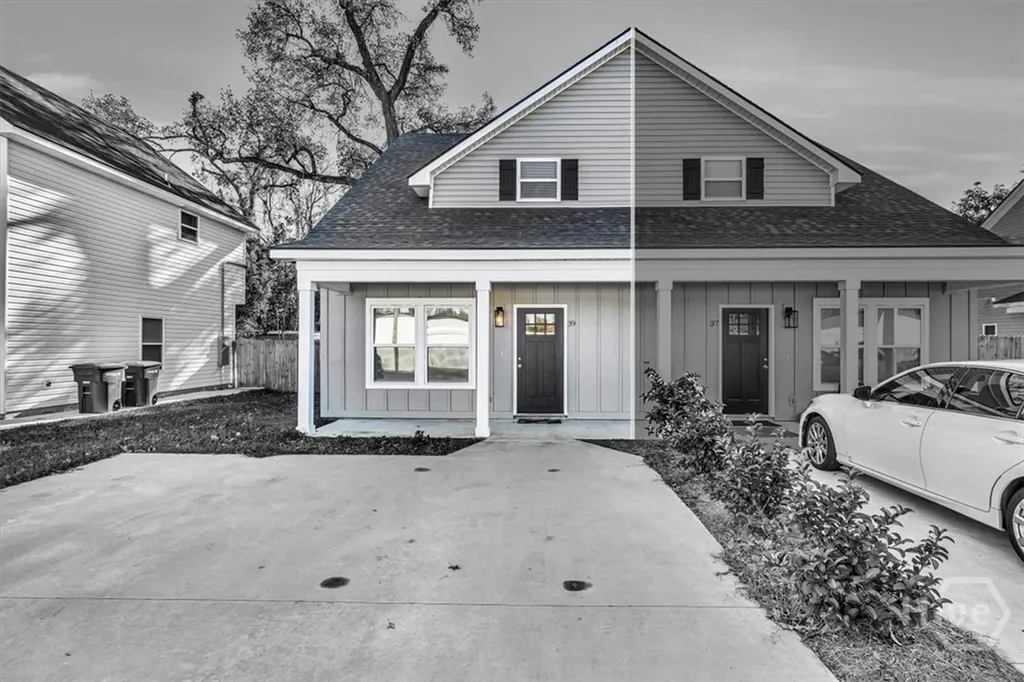 39 Travis Street Savannah GA 31406