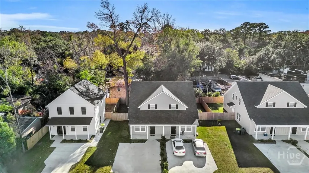39 Travis Street Savannah GA 31406