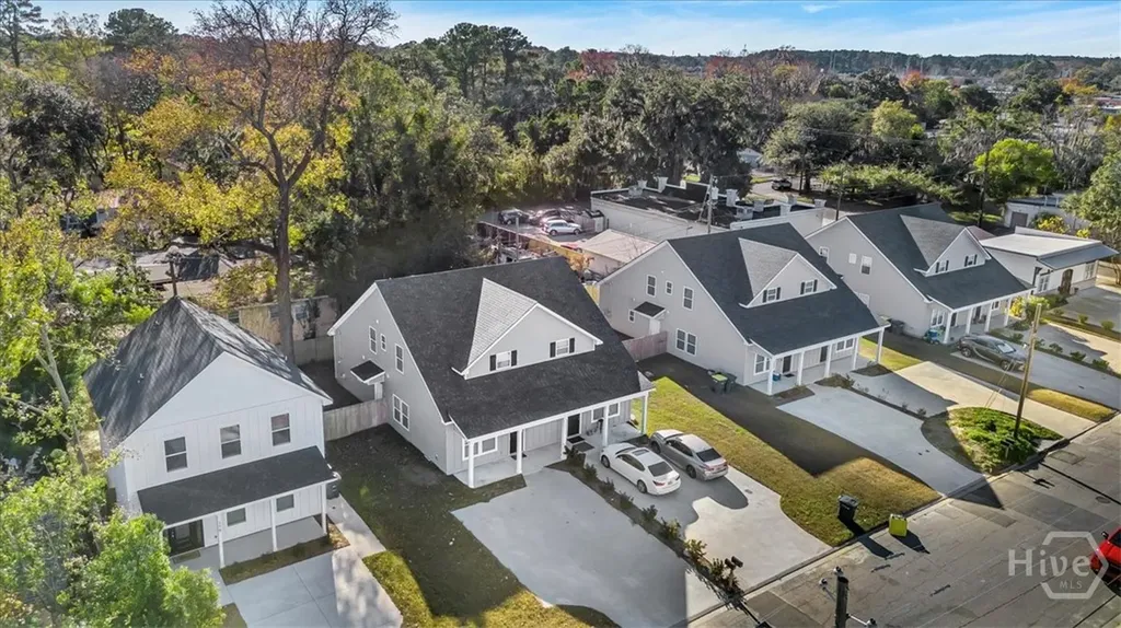 39 Travis Street Savannah GA 31406