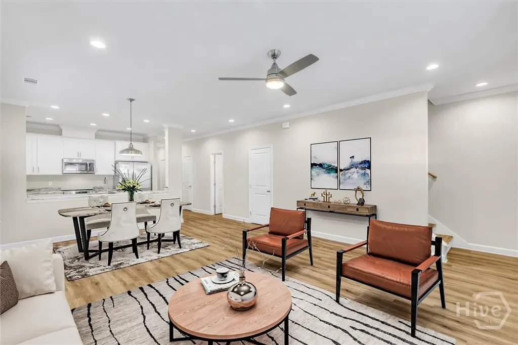 39 Travis Street Savannah GA 31406