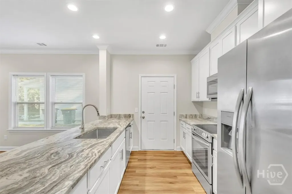 39 Travis Street Savannah GA 31406