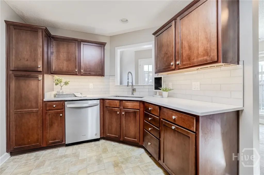 104 Sandstone Drive Bloomingdale GA 31302