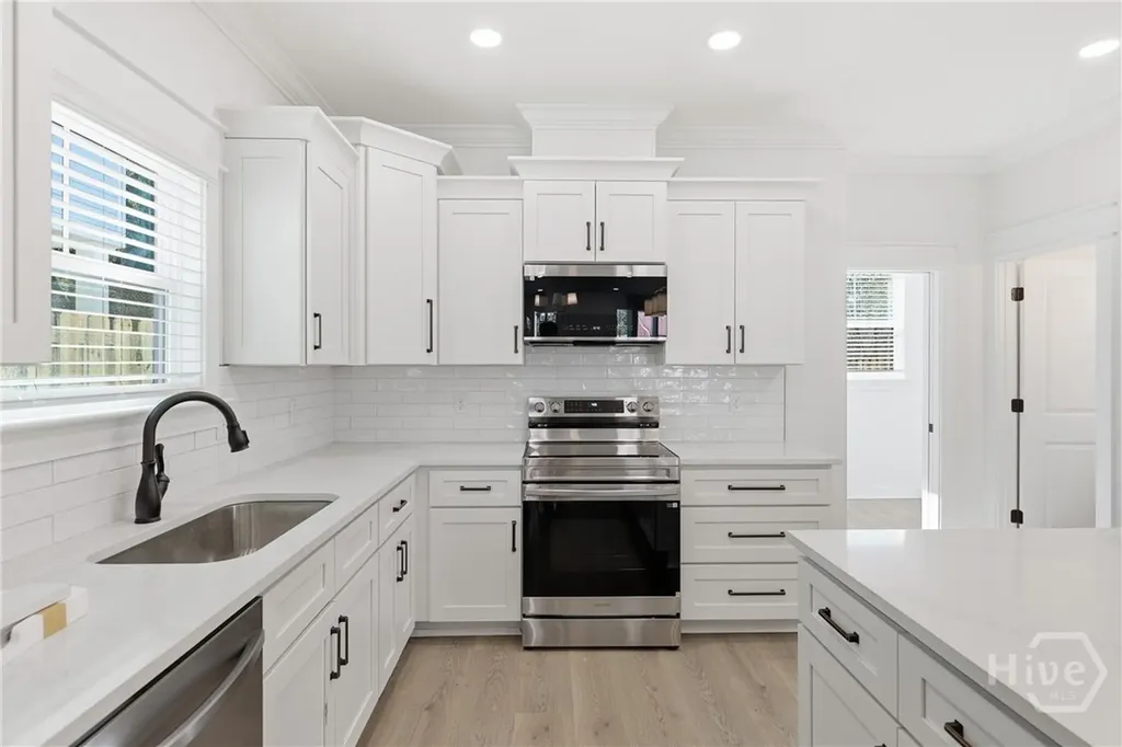 1203 E 34th Street Savannah GA 31404
