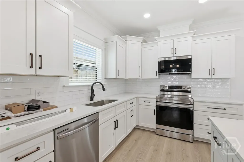 1203 E 34th Street Savannah GA 31404