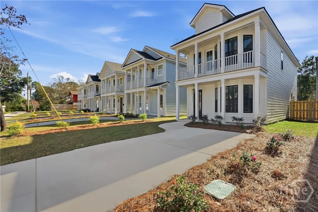 1203 E 34th Street Savannah GA 31404