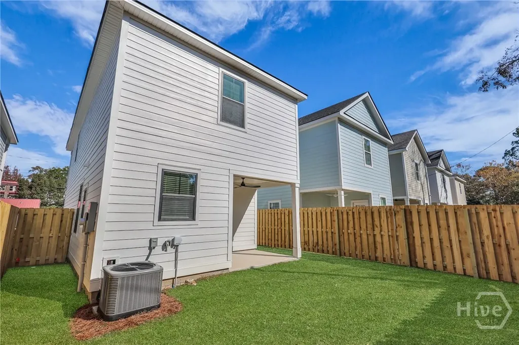 1203 E 34th Street Savannah GA 31404