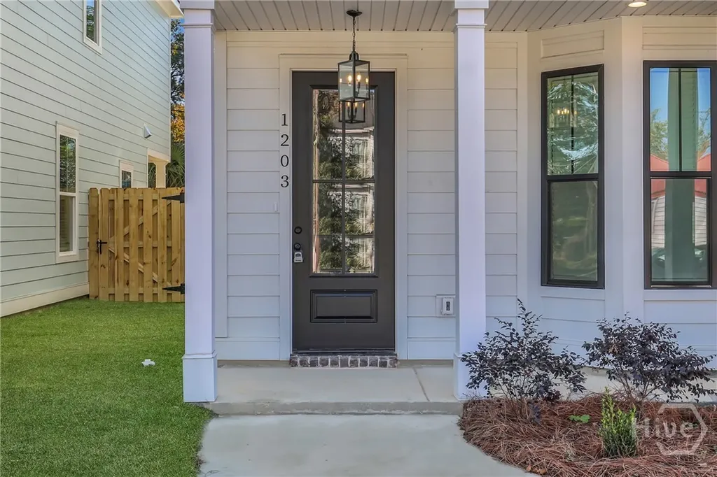 1203 E 34th Street Savannah GA 31404