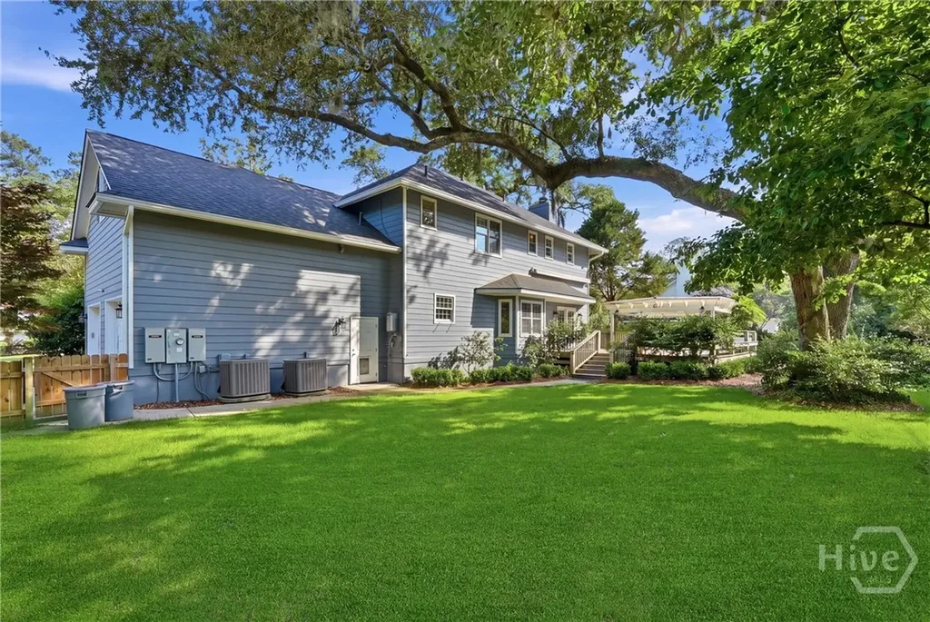 711 Bradley Point Road Savannah GA 31410