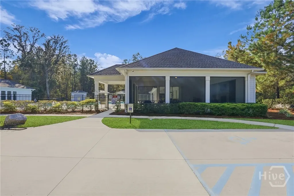 18 Minning Loop Richmond Hill GA 31324