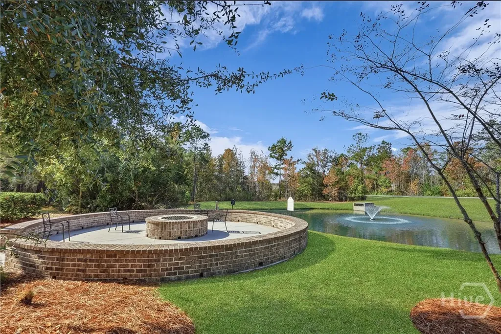 18 Minning Loop Richmond Hill GA 31324