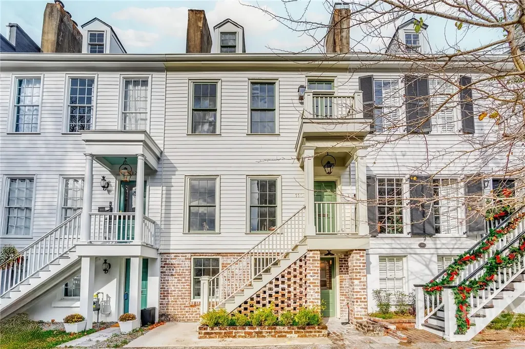110 W Taylor Street Savannah GA 31401