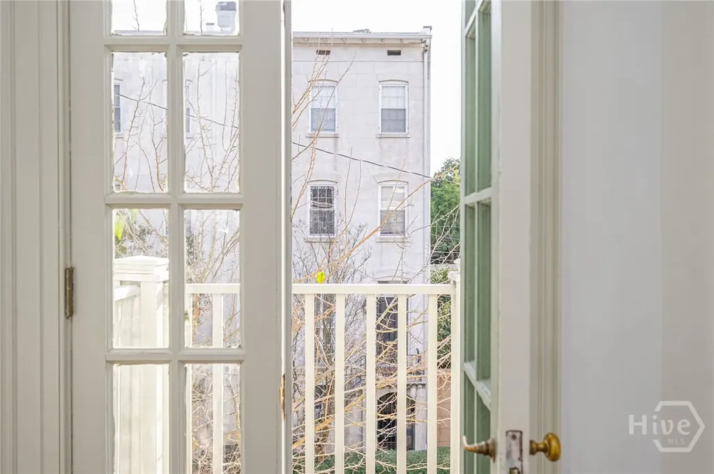 110 W Taylor Street Savannah GA 31401