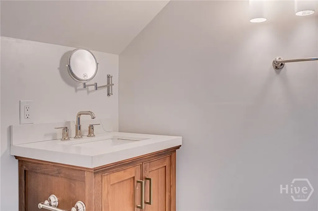110 W Taylor Street Savannah GA 31401