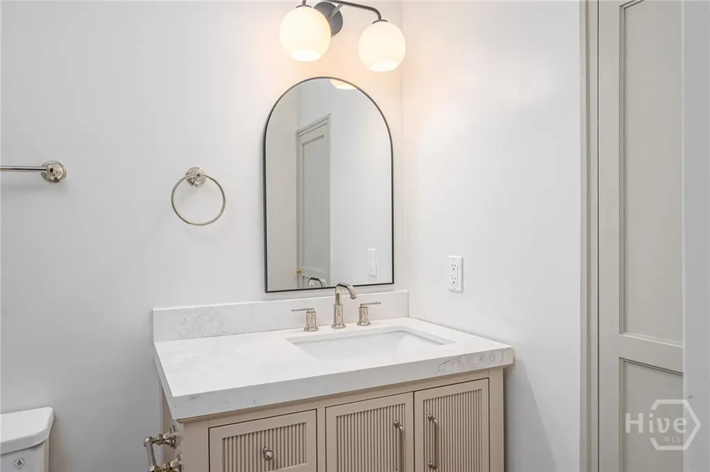 110 W Taylor Street Savannah GA 31401