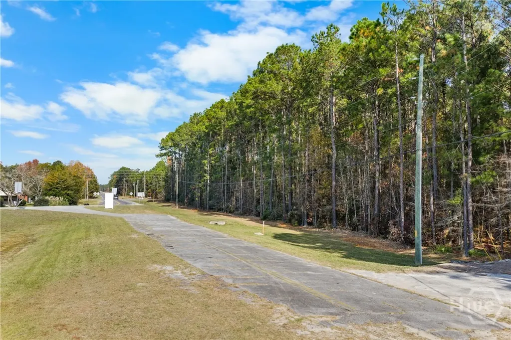 50 Old River Road Bloomingdale GA 31402