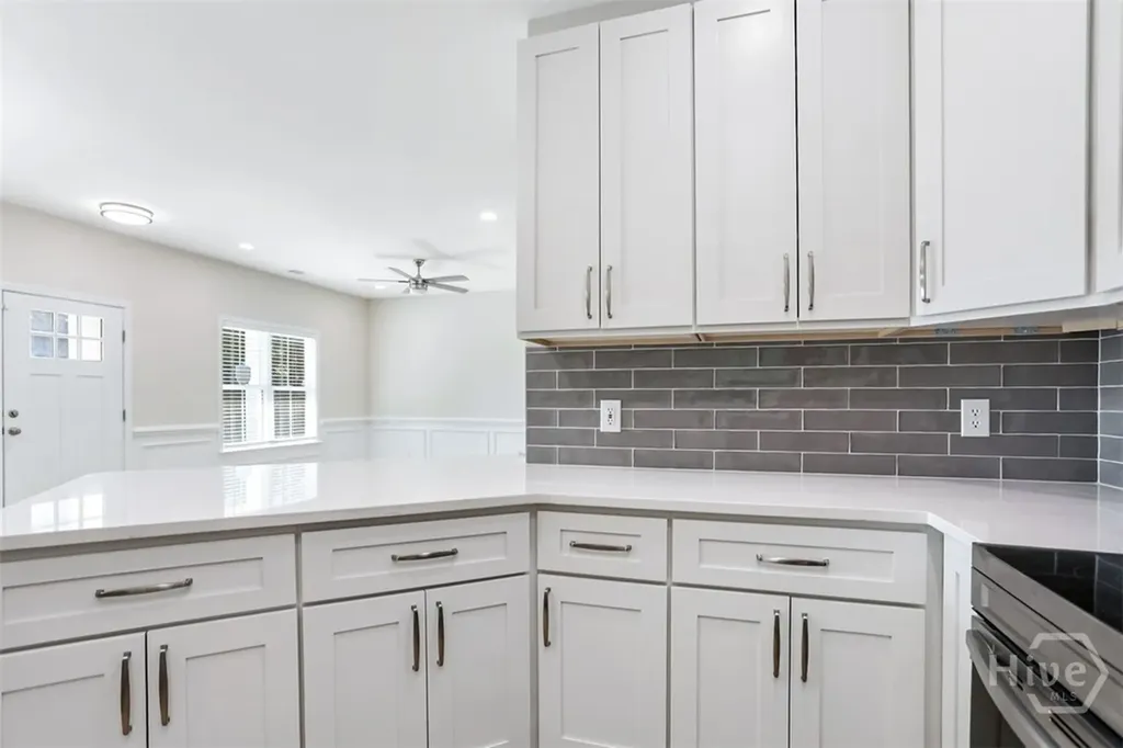 1520 E 56th Street Savannah GA 31404