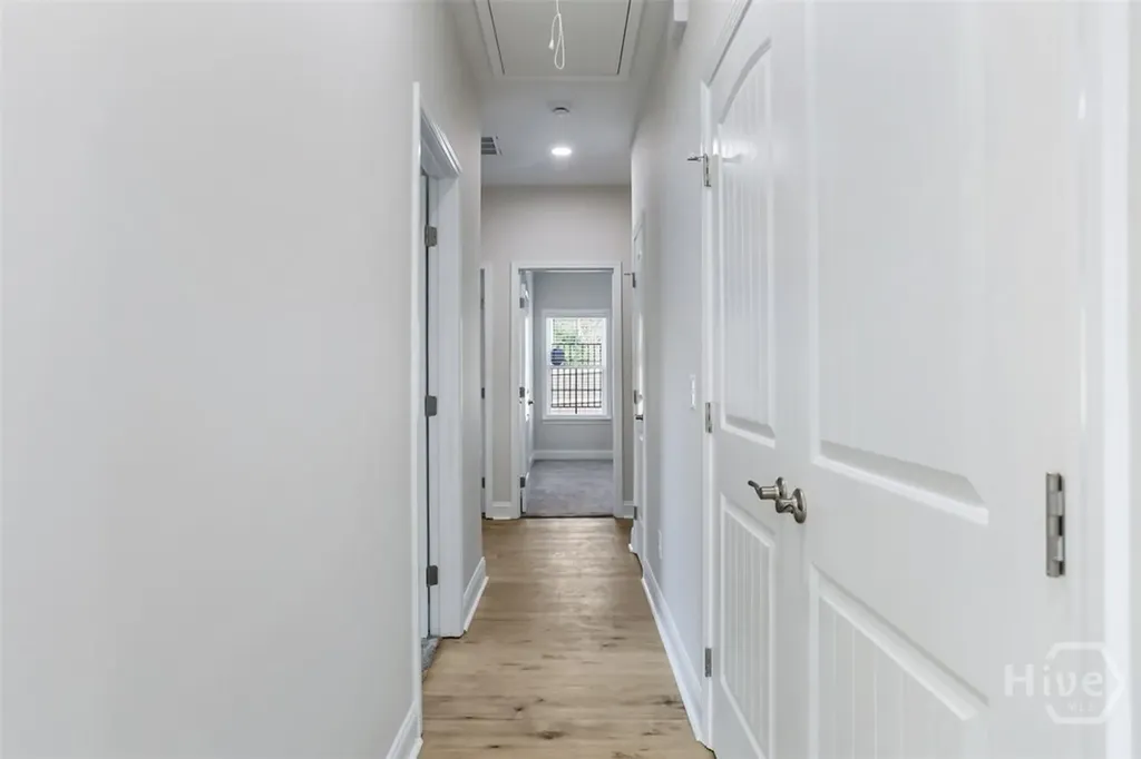 1520 E 56th Street Savannah GA 31404