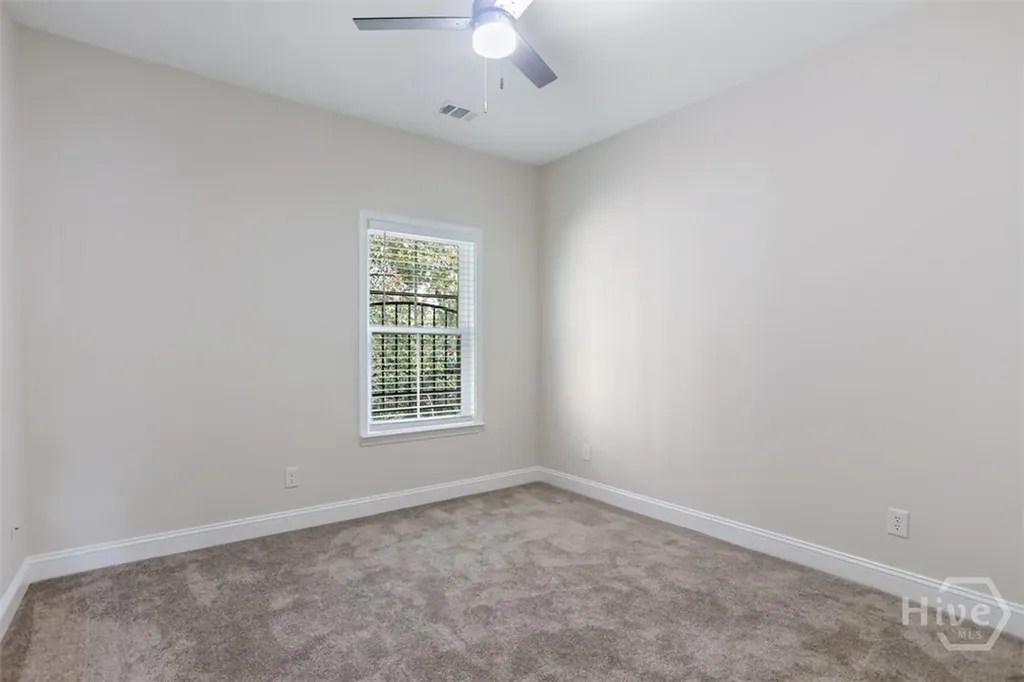 1520 E 56th Street Savannah GA 31404