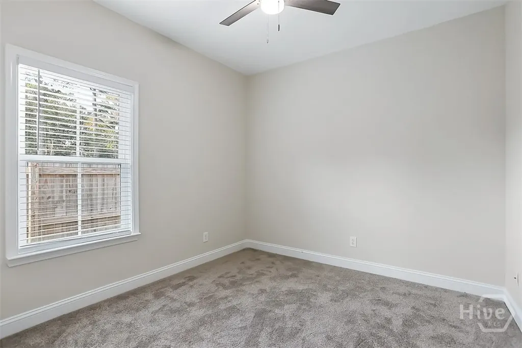 1520 E 56th Street Savannah GA 31404