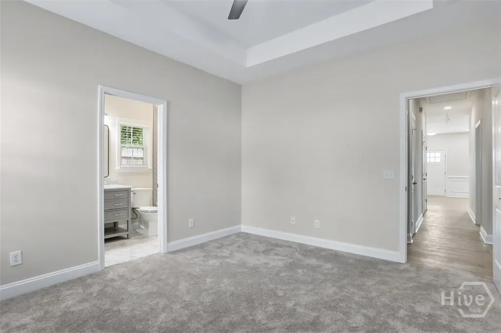 1520 E 56th Street Savannah GA 31404