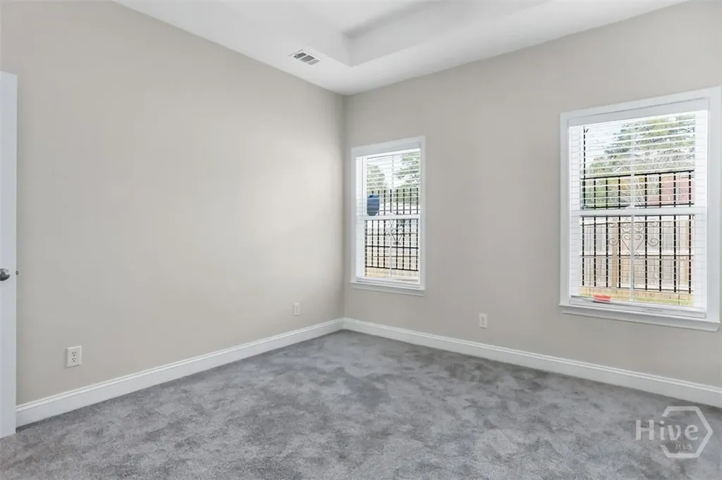 1520 E 56th Street Savannah GA 31404