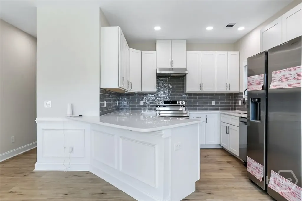 1520 E 56th Street Savannah GA 31404