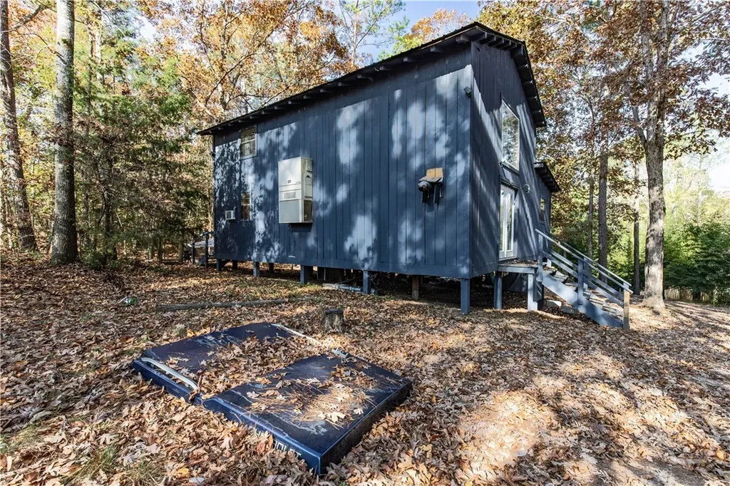 2286 Carter Bight Landing Road Surrency GA 31563