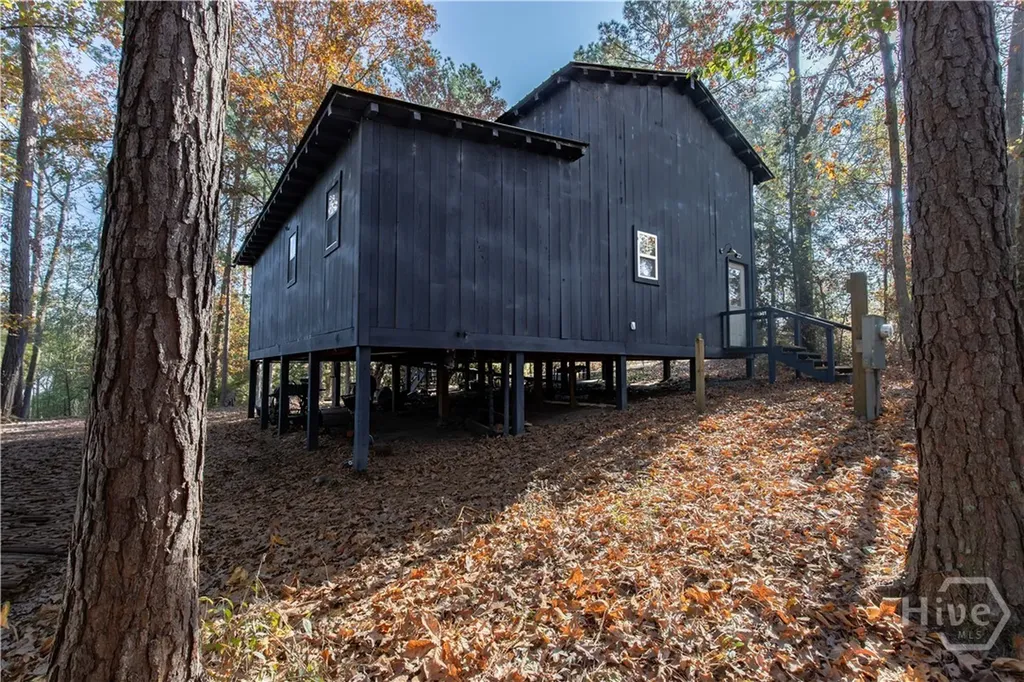 2286 Carter Bight Landing Road Surrency GA 31563