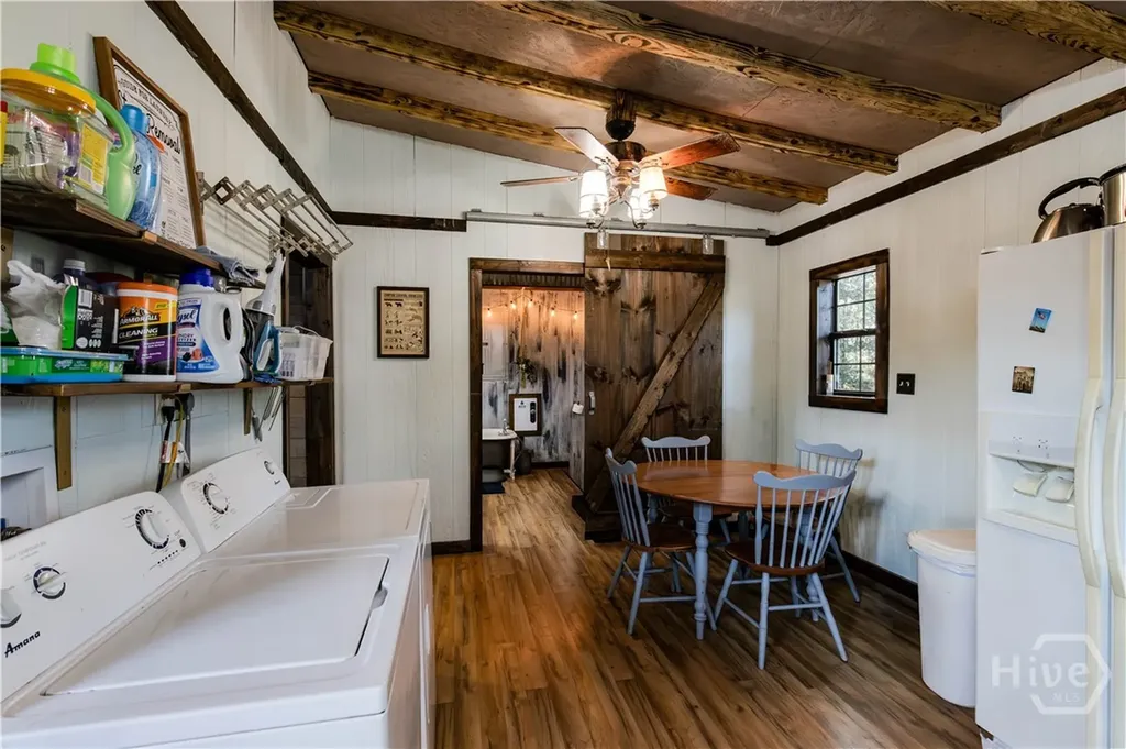 2286 Carter Bight Landing Road Surrency GA 31563