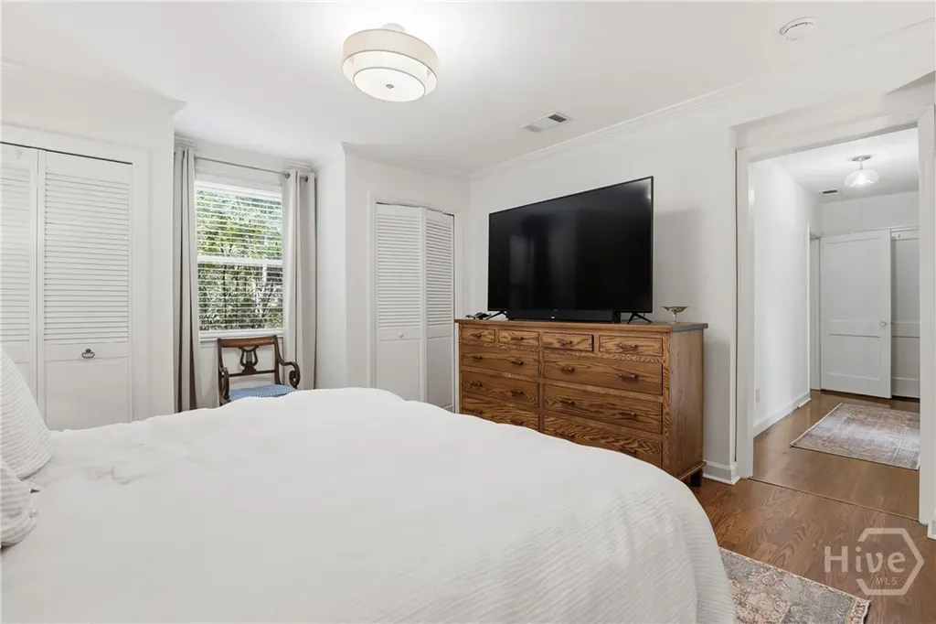 9 Colonel Estill Avenue Savannah GA 31406