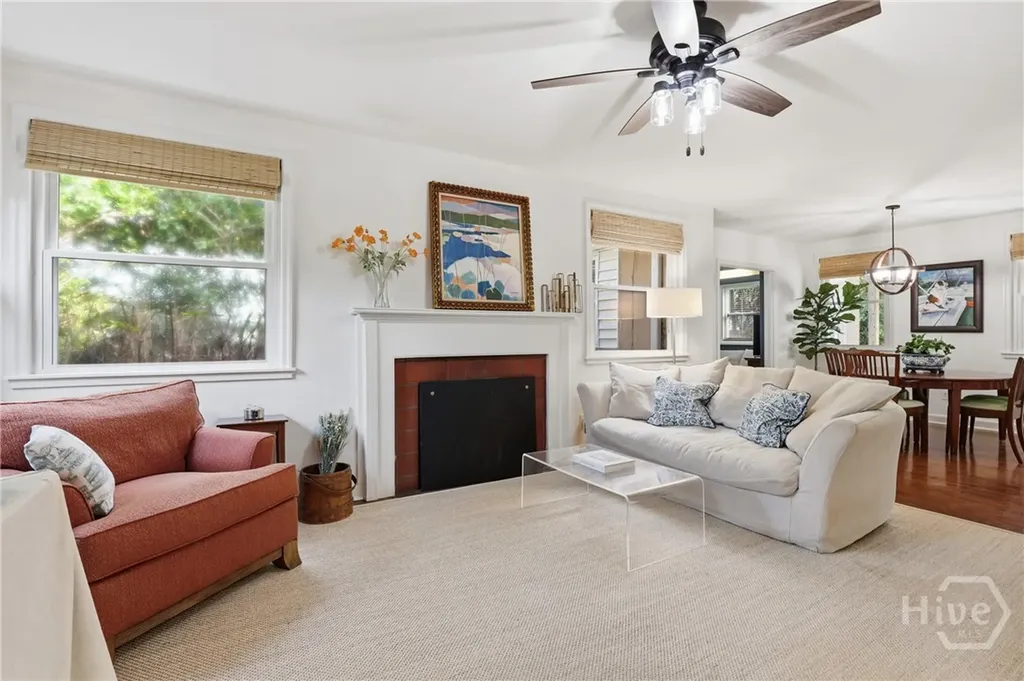 9 Colonel Estill Avenue Savannah GA 31406