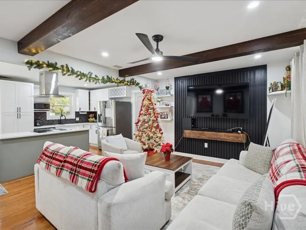 203 Holiday Circle Savannah GA 31419