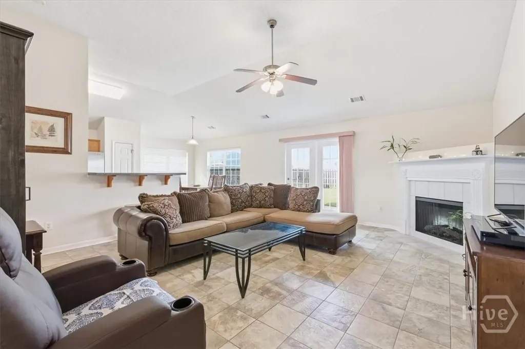 143 Carlisle Way Savannah GA 31419