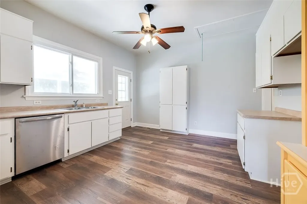 105 Church Street Bloomingdale GA 31302