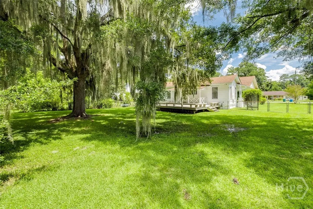 105 Church Street Bloomingdale GA 31302