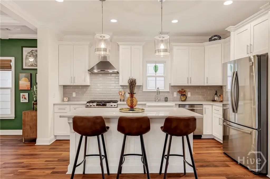 501 E 34th Street Savannah GA 31401