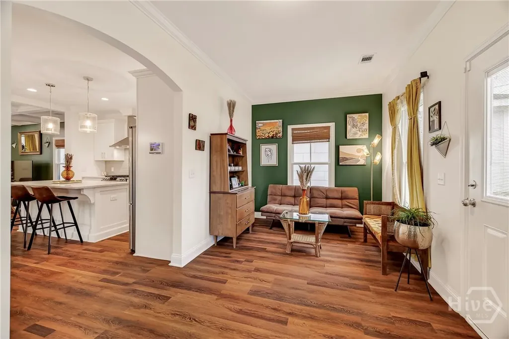501 E 34th Street Savannah GA 31401