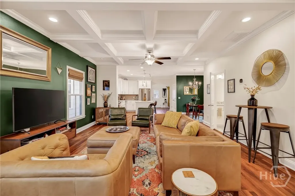 501 E 34th Street Savannah GA 31401