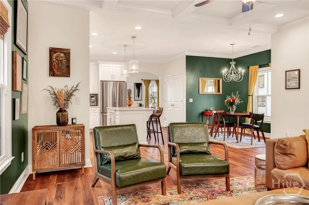 501 E 34th Street Savannah GA 31401
