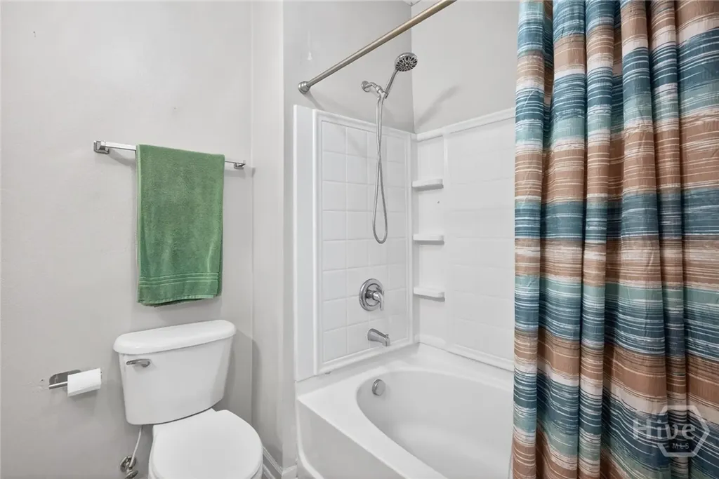 1924 Whitemarsh Way Savannah GA 31410
